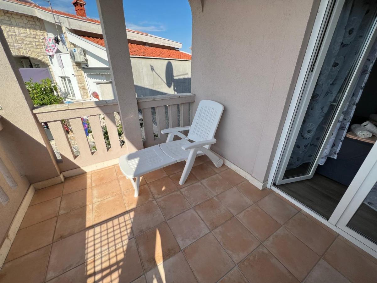 Apartments Villa Zdrava Τρογκίρ Εξωτερικό φωτογραφία
