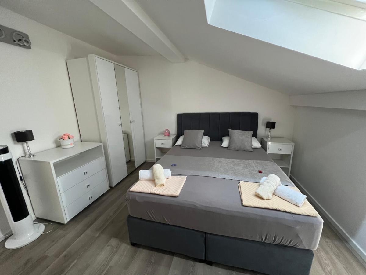 Apartments Villa Zdrava Τρογκίρ Εξωτερικό φωτογραφία