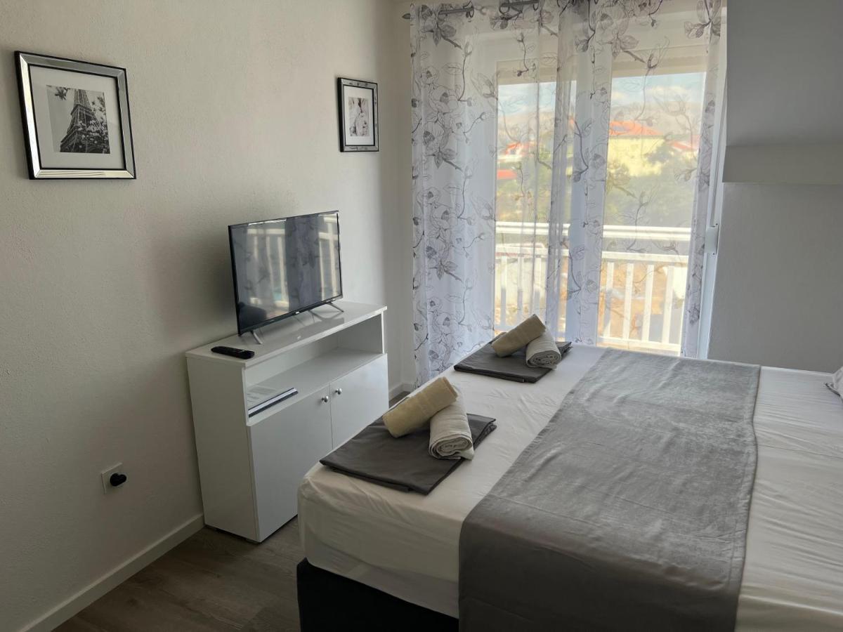 Apartments Villa Zdrava Τρογκίρ Εξωτερικό φωτογραφία
